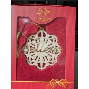 New In Box Lenox Believe Snowflake Ornament White Gold - 856997 Retired